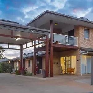 emerald-inn.queenslandhotels.net/